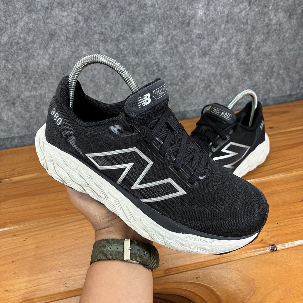 New Balance Fresh Foam X 880v14 Womens 7 Black White Running Shoes W880K14 - Picture 16 of 16